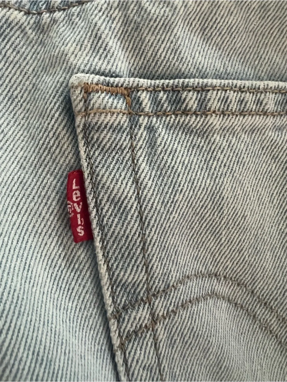 Levi's Light Blue Wide Barrel Leg Cinch Jeans 29x31 - Picture 5 of 11